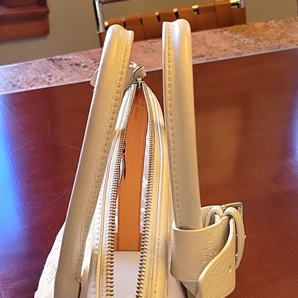 Louis Vuitton Ltd. Ed. Locket Transparence Satchel - Picture 9 of 15